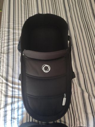 Carro Bugaboo Bee6 completo.