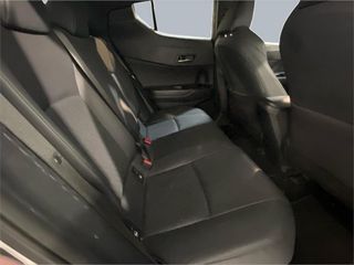 TOYOTA Toyota C-HR 5P Advance 180H e-CVT