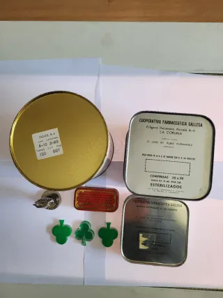 Lote objetos farmacia Indas, Acofar, Laxen
