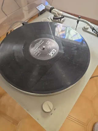Toca Discos Akai AP-100 Retro