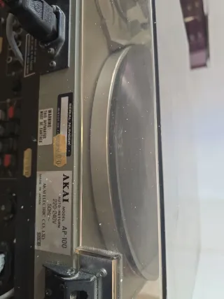 Toca Discos Akai AP-100 Retro