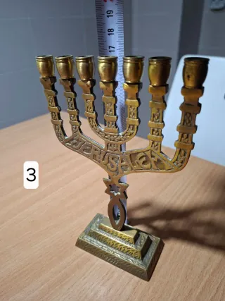 Lotto di mortai, campane e portacandele in bronzo