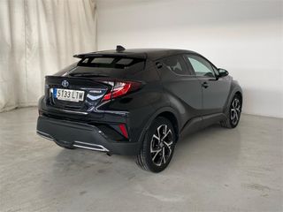 TOYOTA Toyota C-HR 5P Advance 180H e-CVT