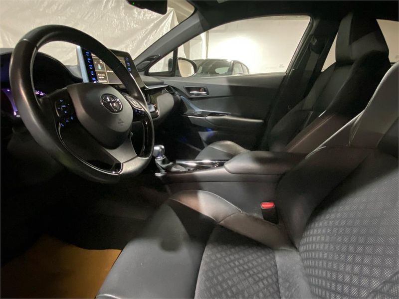Toyota C-HR 180H Advance 2021, foto 12