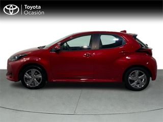TOYOTA Yaris ACTIVE PLUS