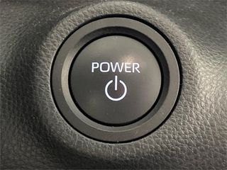 TOYOTA Yaris ACTIVE PLUS