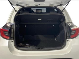 TOYOTA Yaris 5P Style 120H e-CVT