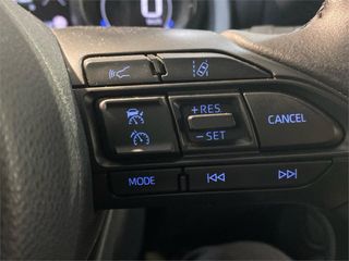 TOYOTA Yaris 5P Style 120H e-CVT