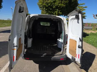 Ford Transit Courier 2015