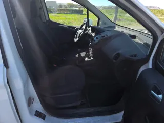 Ford Transit Courier 2015