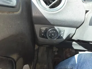 Ford Transit Courier 2015