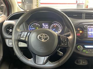 TOYOTA Yaris 5P Feel! 100H Automático (e-CVT)