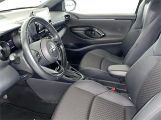 TOYOTA Yaris 5P Style 120H e-CVT