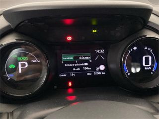 TOYOTA Yaris 5P Style 120H e-CVT