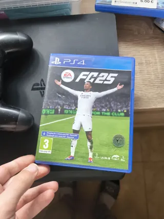 PS4 1TB (861GB reales ) Formateado +mando+5 juegos