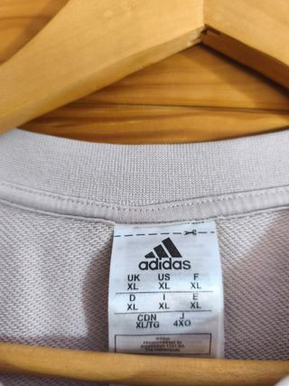 Sudadera Adidas Color Rosa y Negro Talla XL.