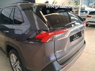 Toyota Rav4 2.5l 220H Luxury