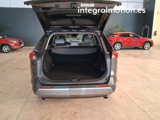 Toyota Rav4 2.5l 220H Luxury