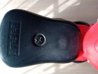 Moto de juguete para niños a partir de 2 años.