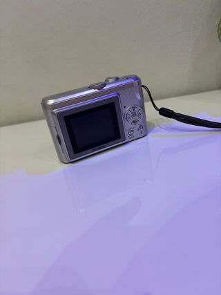 Cámara Digital Panasonic Compacta Gris