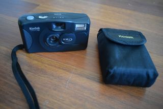 Cámara Kodak KB18 35mm Analógica Negra