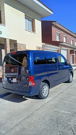 Nissan Evalia 2015