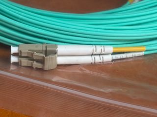 Cable Fibra Óptica 20m OM3 LC-LC dúplex 10Gb SFP+