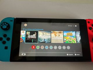 Nintendo Switch + 2 Giochi