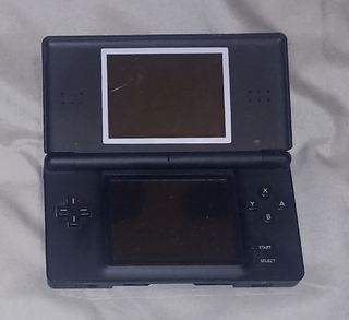 Nintendo DS Lite + Cartucho Negro errefour