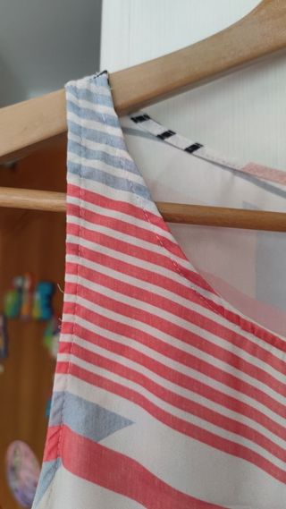 Blusa hombreras fluida mujer Stradivarius Talla S