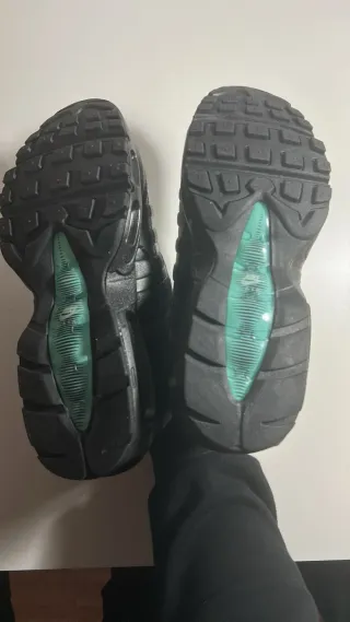 Nike Air Max 95 Gris y Verde