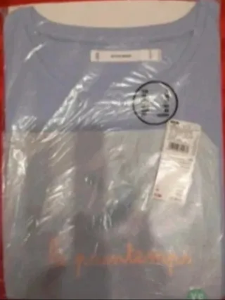 Pijama azul y blanco con estampado