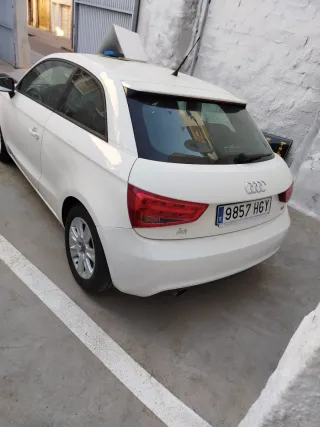 Audi A1 allstreet 2011