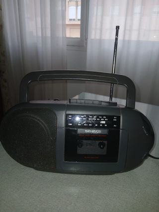 Radio Cassette Thomson Portátil