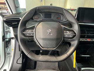 Peugeot 2008 Active Pack BlueHDI 81kW (110CV)