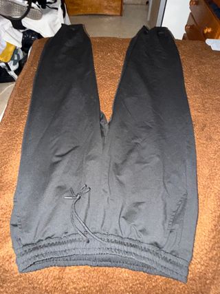 Pantalones largos negros