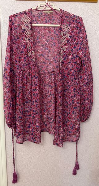 Chaqueta gasa floral talla 42.