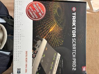 Native Instruments Traktor Scratch A10