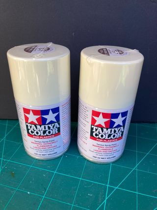 2x Tamiya Color TS-7 Spray Paint 100ml