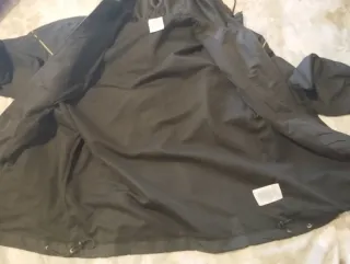 Chaqueta Adidas Negra y Dorada