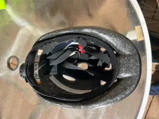 Casco de bici rosa para niño