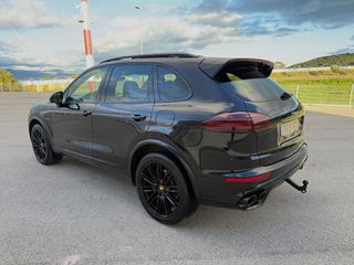 Porsche Cayenne 2016