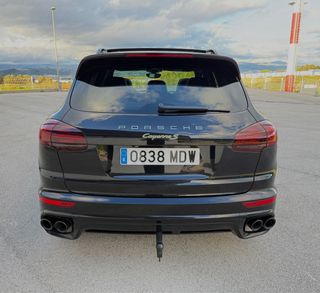 Porsche Cayenne 2016