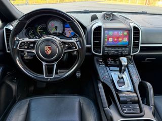 Porsche Cayenne 2016