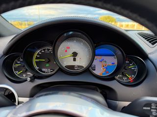 Porsche Cayenne 2016