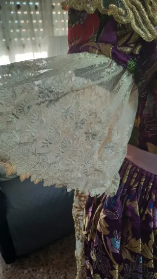 Vestido de Fallera Morado y Dorado