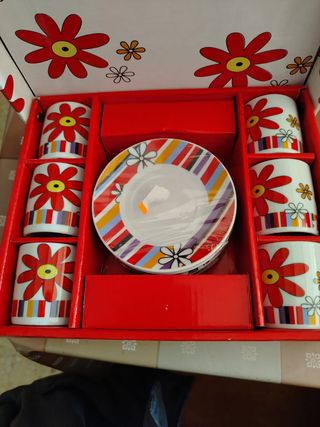 Set 6 tazas y 6 platillos cerámica