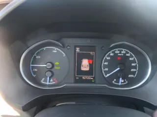 Vendo Toyota Yaris 1.5 Hybrid automático bicolor!!