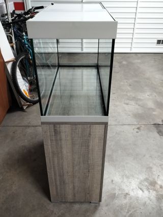 Acuario Eheim 126L con mueble