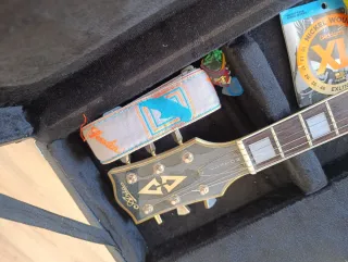 Aria Les Paul Custom 76 Japan Guitarra